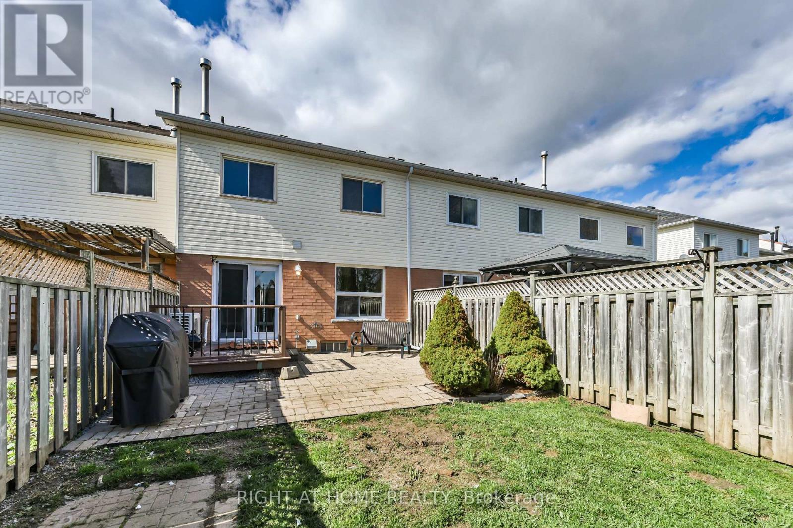 112 Creekwood Crescent, Whitby, Ontario  L1R 2K4 - Photo 22 - E13085146
