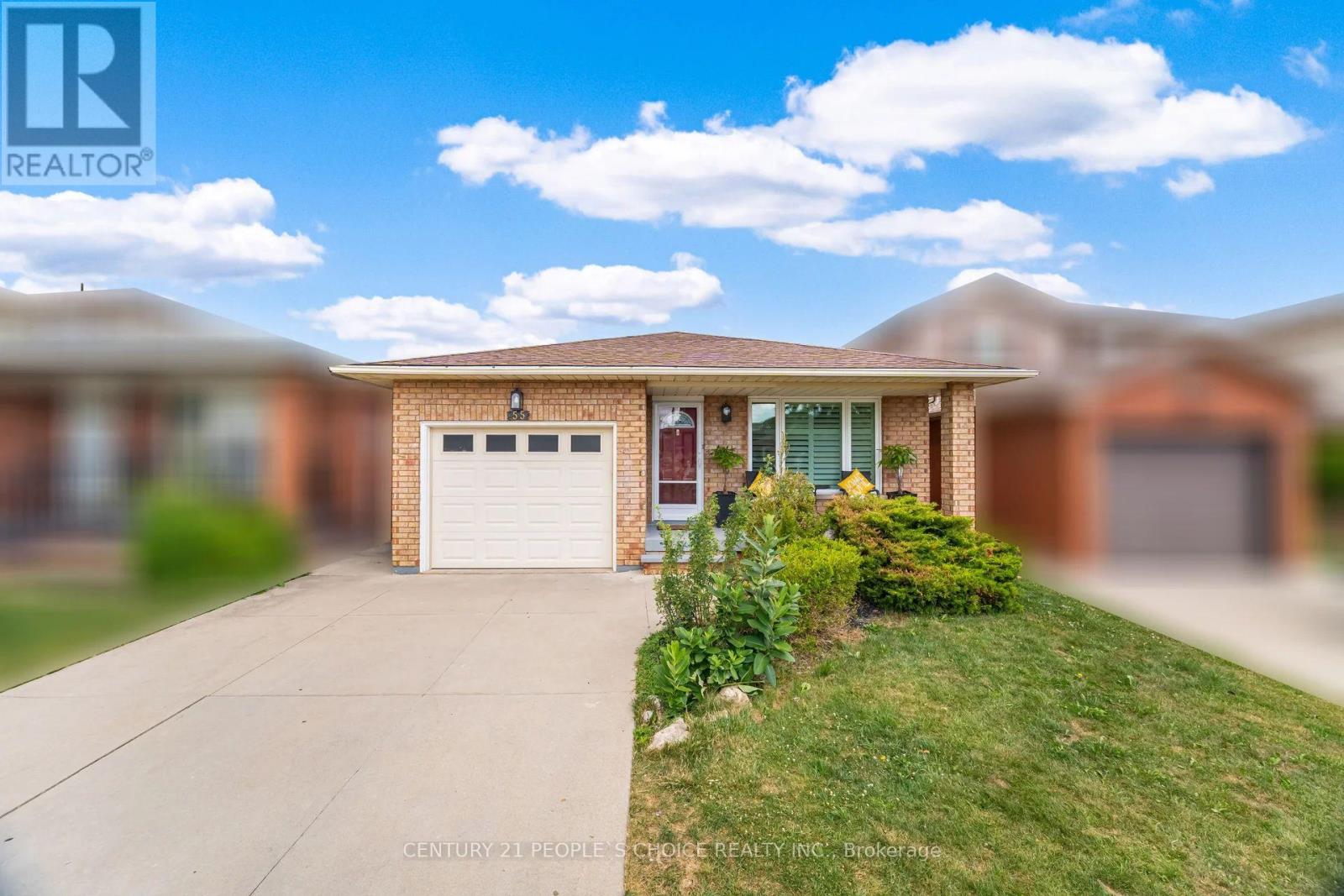 55 Vineberg Drive, Hamilton, Ontario  L9B 2P6 - Photo 3 - X13080584