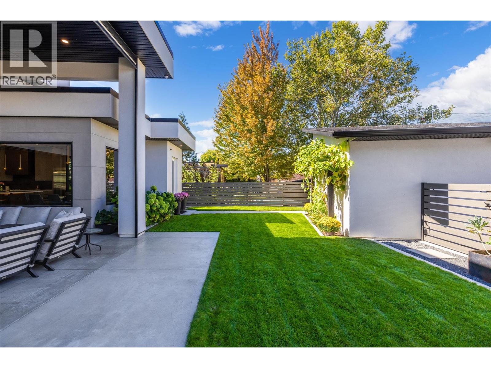 364 Christleton Avenue, Kelowna, British Columbia  V1Y 5H7 - Photo 50 - 10374456