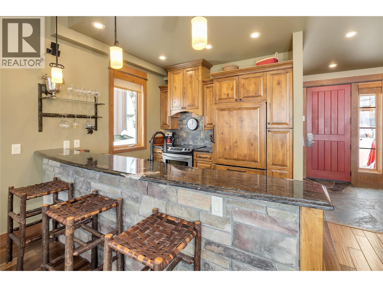 255 Feathertop Way Unit# 8, Big White, British Columbia  V1P 1P3 - Photo 8 - 10375766