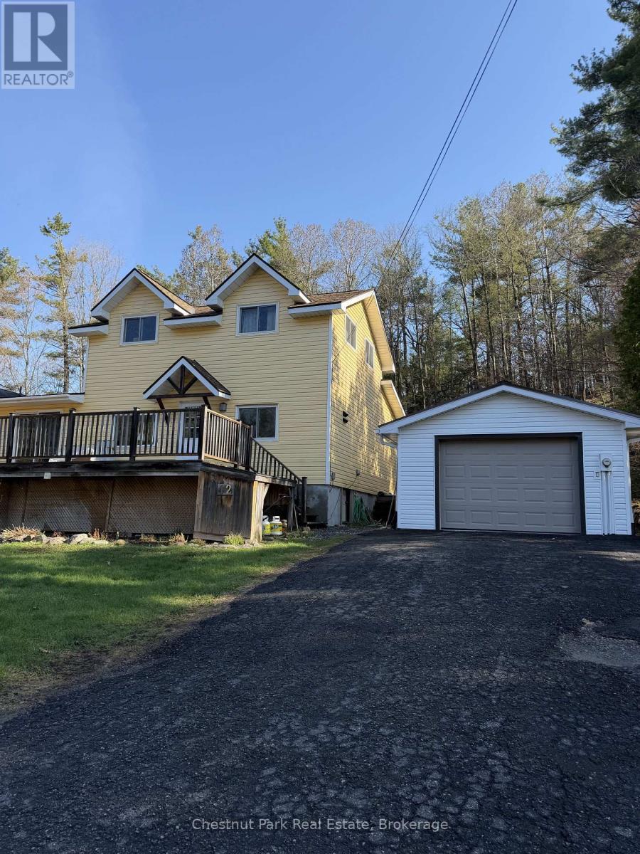 12 FERNDALE ROAD, Muskoka Lakes, Ontario