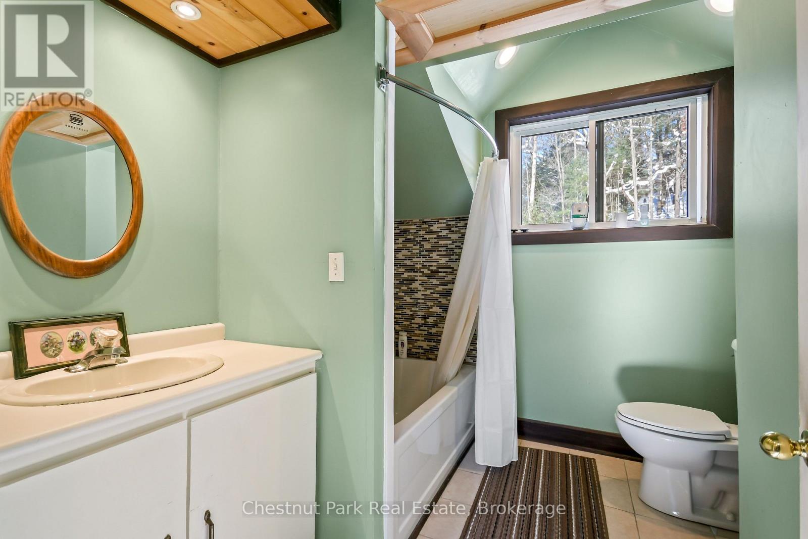 12 Ferndale Road, Muskoka Lakes, Ontario  P0B 1J0 - Photo 25 - X12791544
