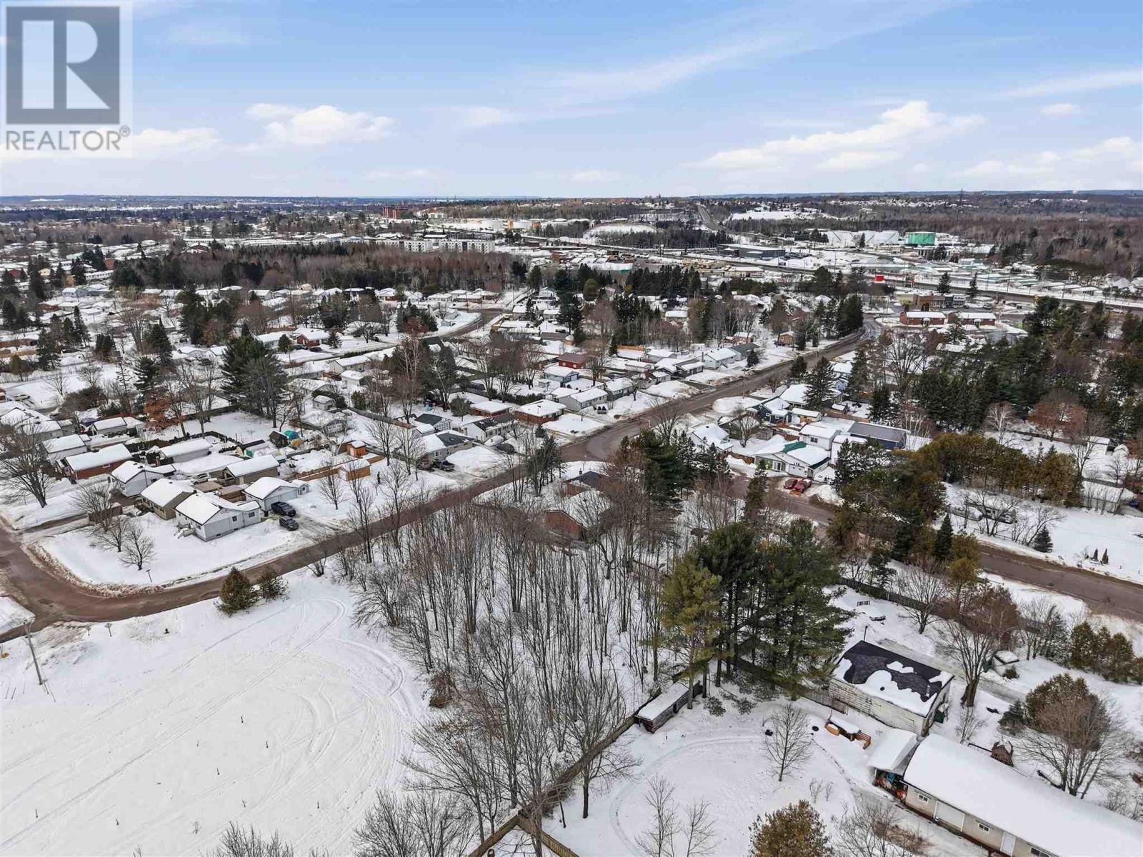 84-94 Park St, Sault Ste. Marie, Ontario  P6A 5G9 - Photo 6 - SM260452