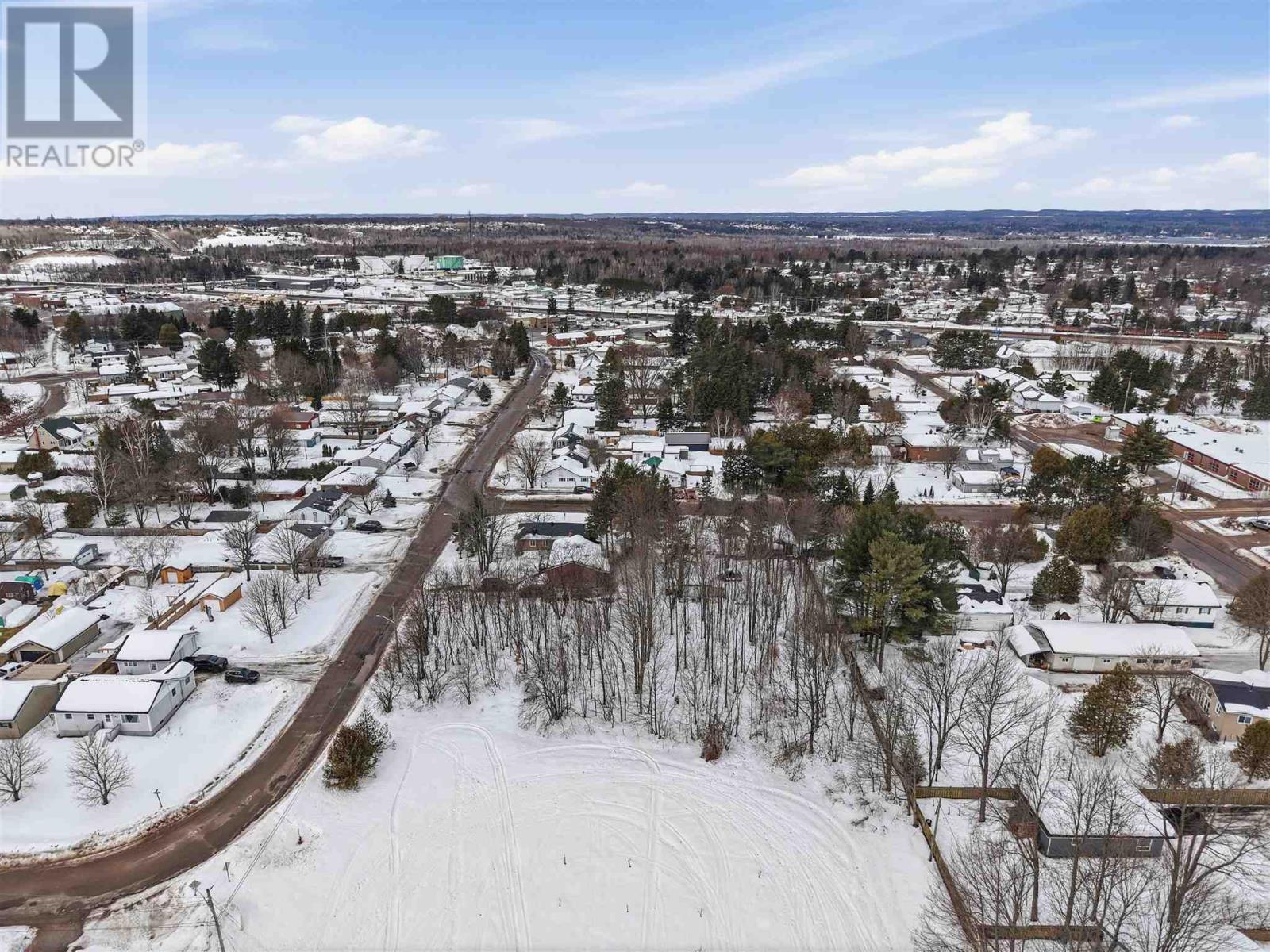 84-94 Park St, Sault Ste. Marie, Ontario  P6A 5G9 - Photo 7 - SM260452