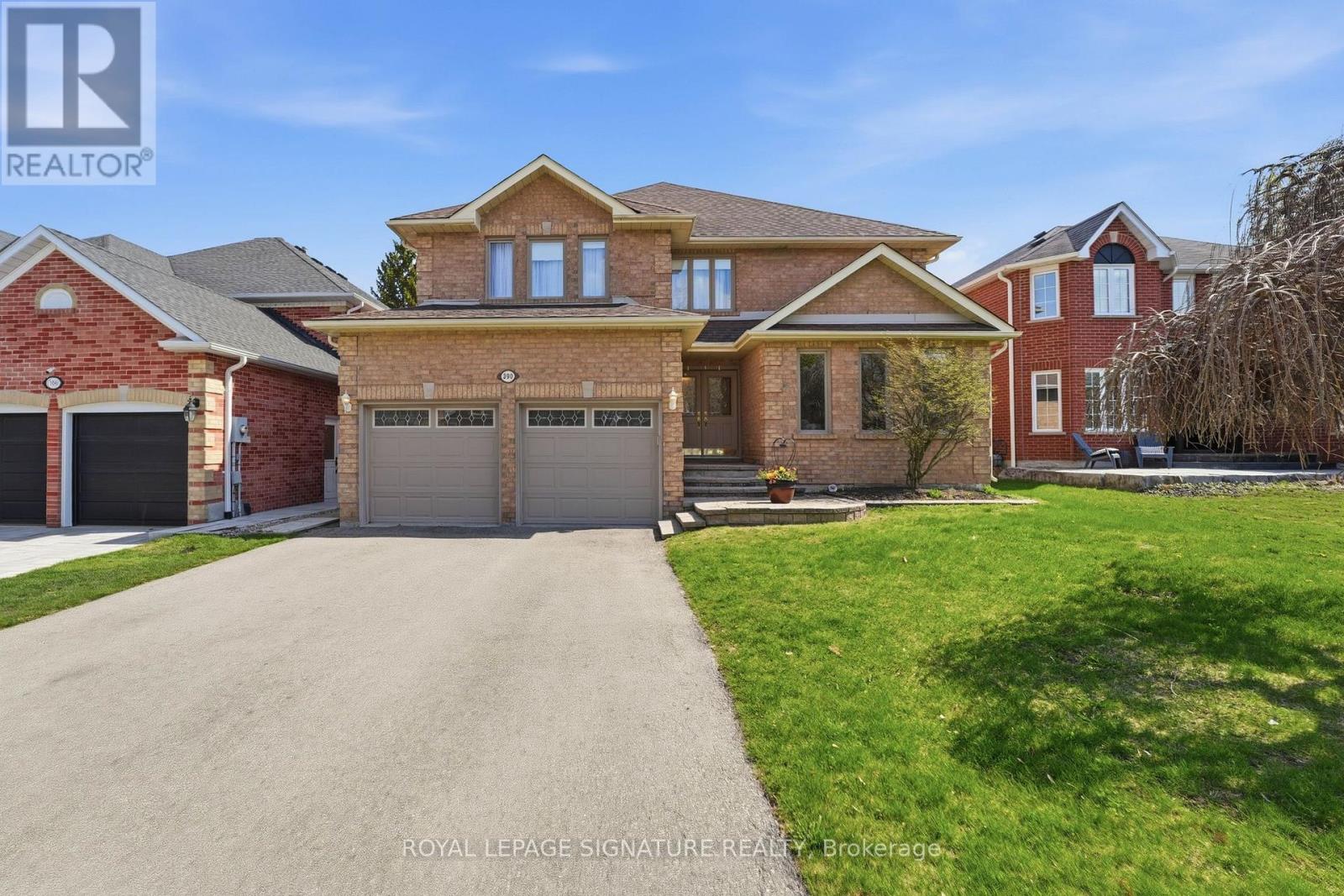 390 BINNS AVENUE, Newmarket, Ontario