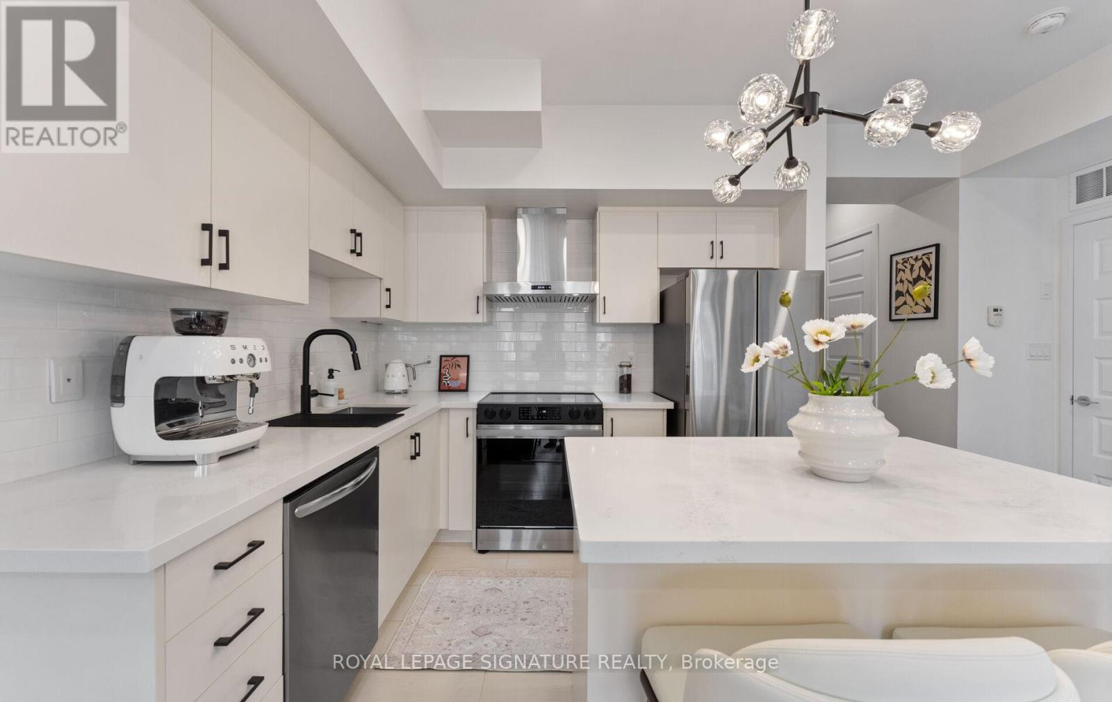 B05 - 26 Bruce Street, Vaughan, Ontario  L4L 0H4 - Photo 12 - N13084934