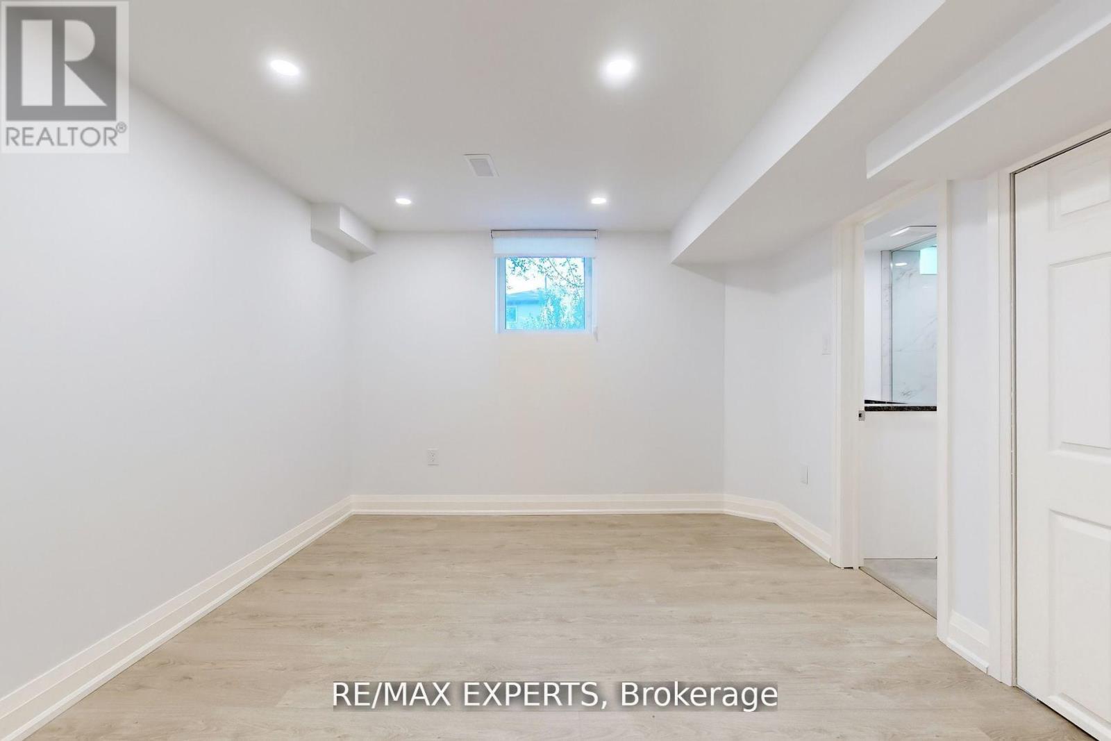 Lower - 1097 Wildwood Drive, Newmarket, Ontario  L3Y 2B6 - Photo 10 - N13085116