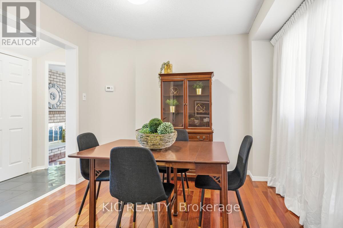 2 Bayel Crescent, Richmond Hill, Ontario  L4S 1C2 - Photo 10 - N13085160