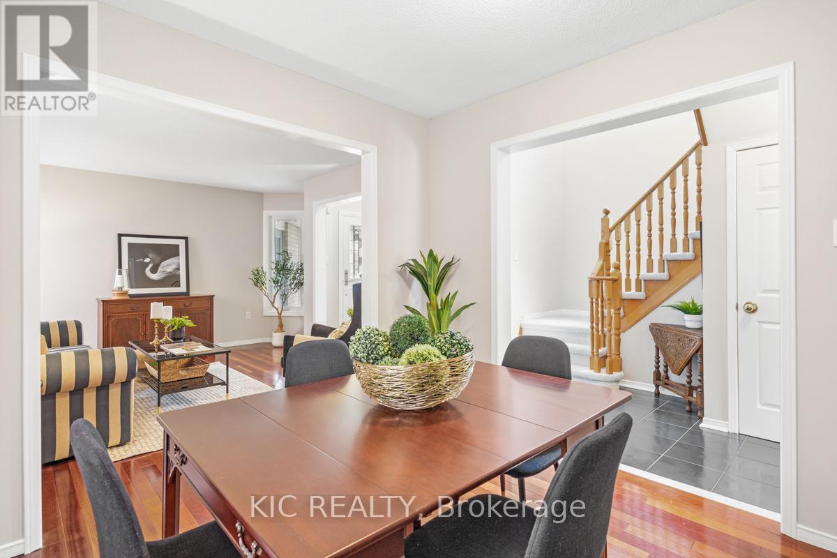 2 Bayel Crescent, Richmond Hill, Ontario  L4S 1C2 - Photo 11 - N13085160