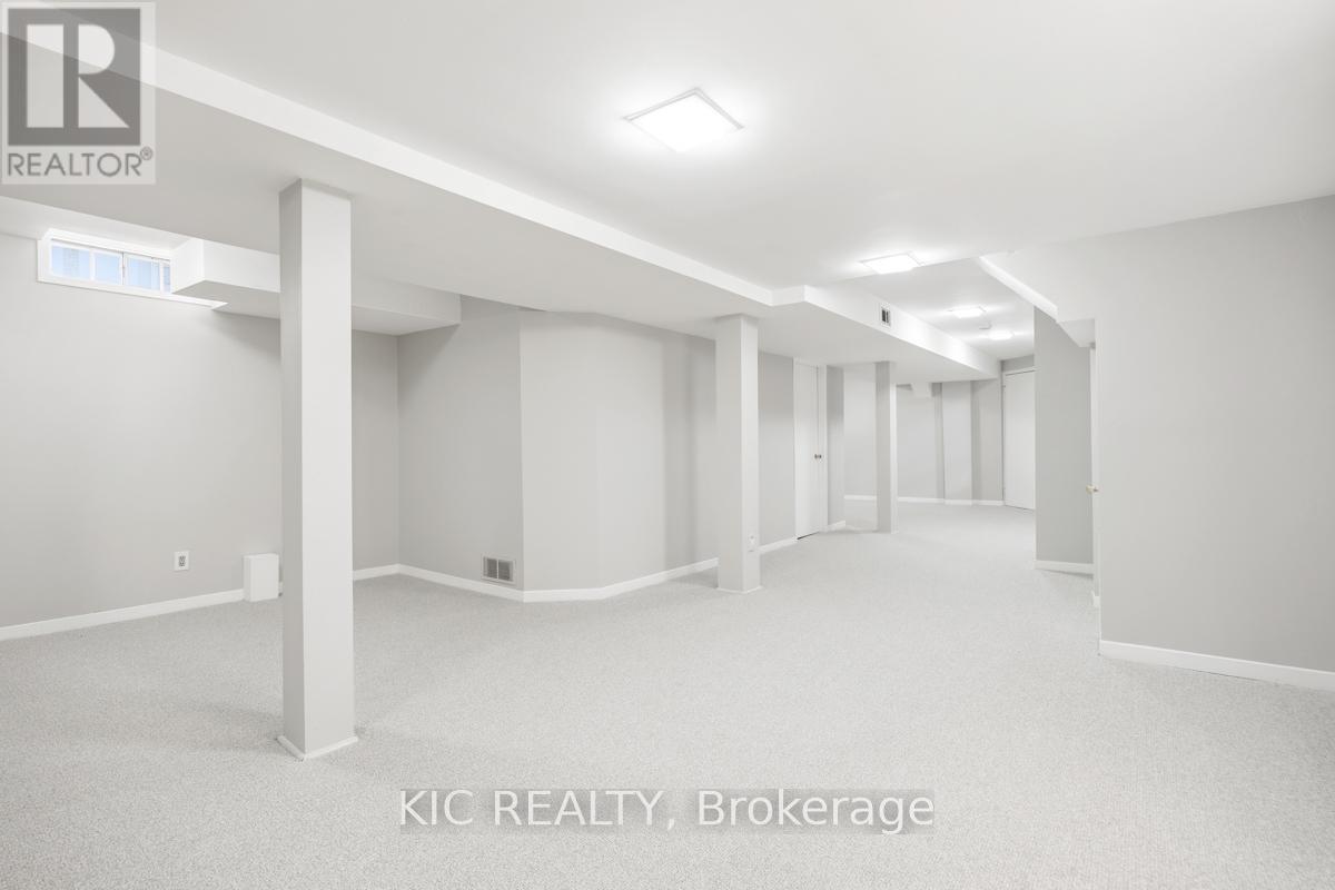 2 Bayel Crescent, Richmond Hill, Ontario  L4S 1C2 - Photo 34 - N13085160