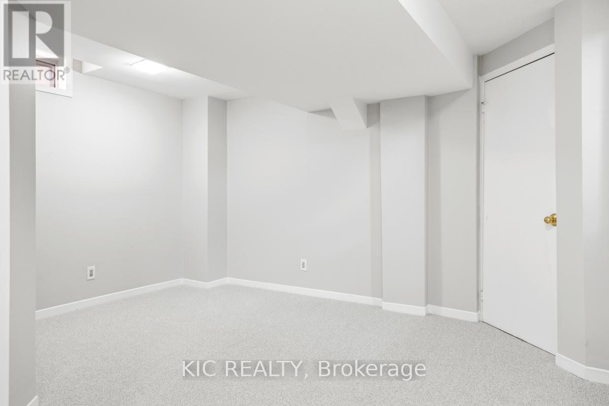 2 Bayel Crescent, Richmond Hill, Ontario  L4S 1C2 - Photo 35 - N13085160