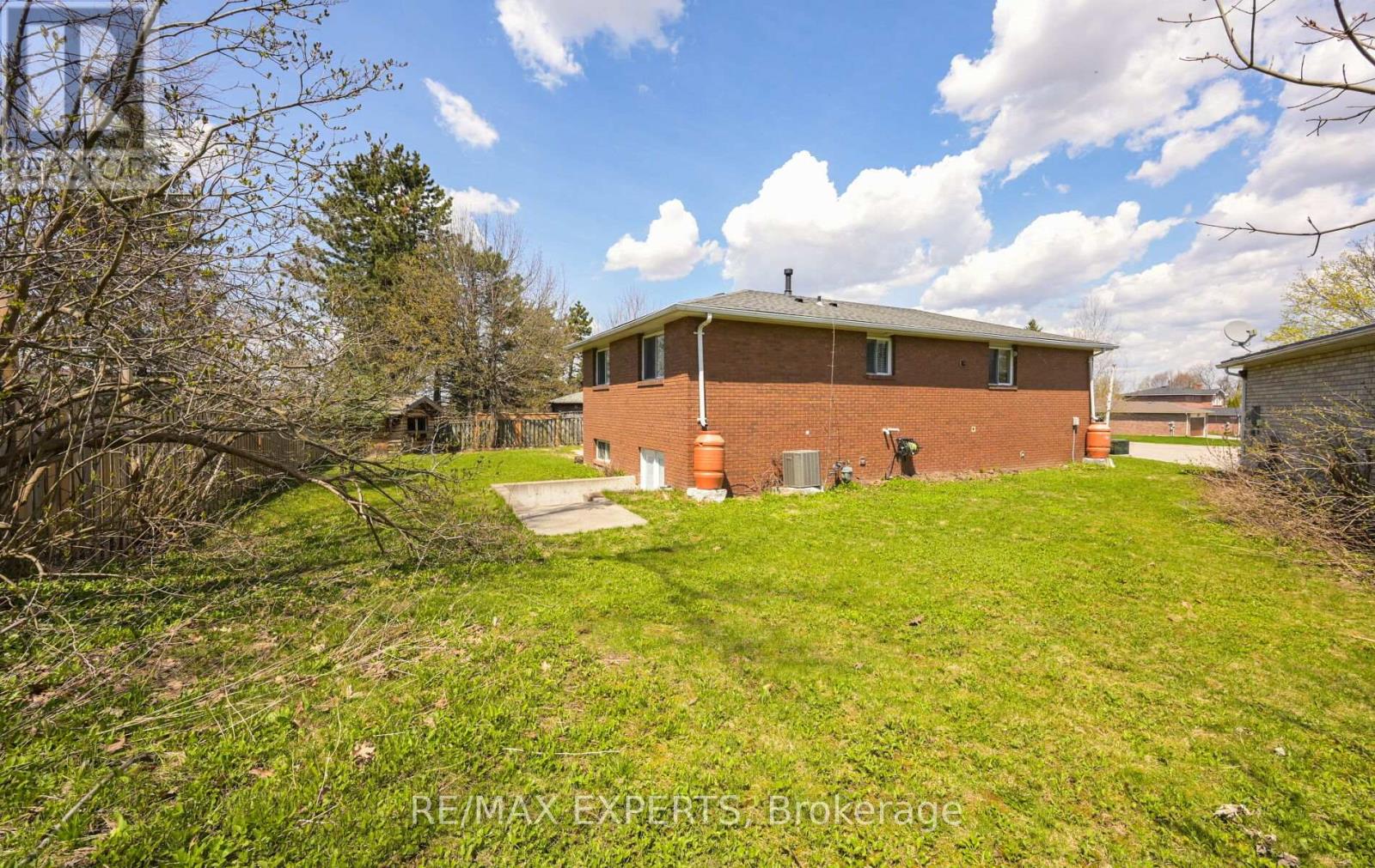 13 Oriole Court, Barrie (Cundles East), Ontario  L4M 5N1 - Photo 46 - S13084798