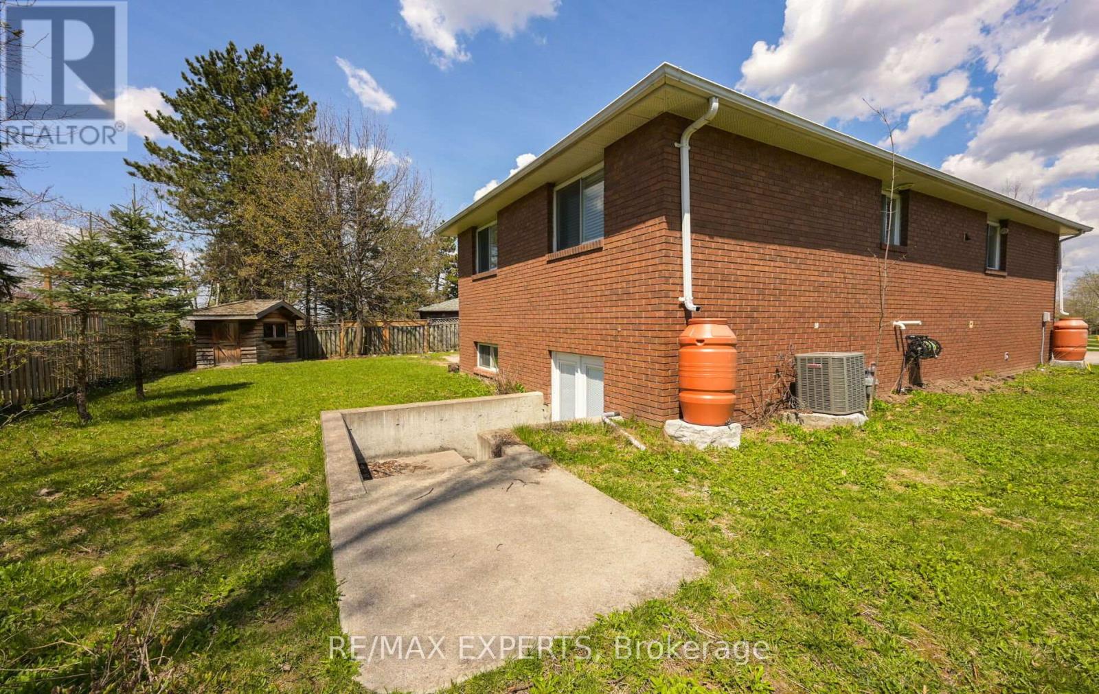 13 Oriole Court, Barrie (Cundles East), Ontario  L4M 5N1 - Photo 47 - S13084798