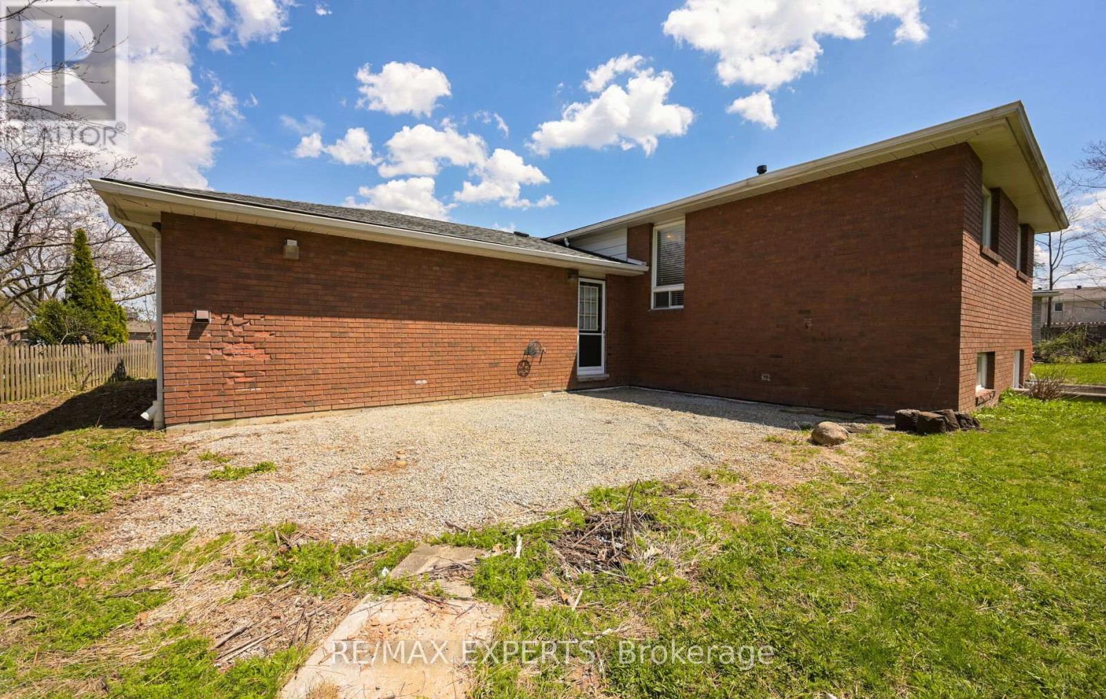 13 Oriole Court, Barrie (Cundles East), Ontario  L4M 5N1 - Photo 50 - S13084798
