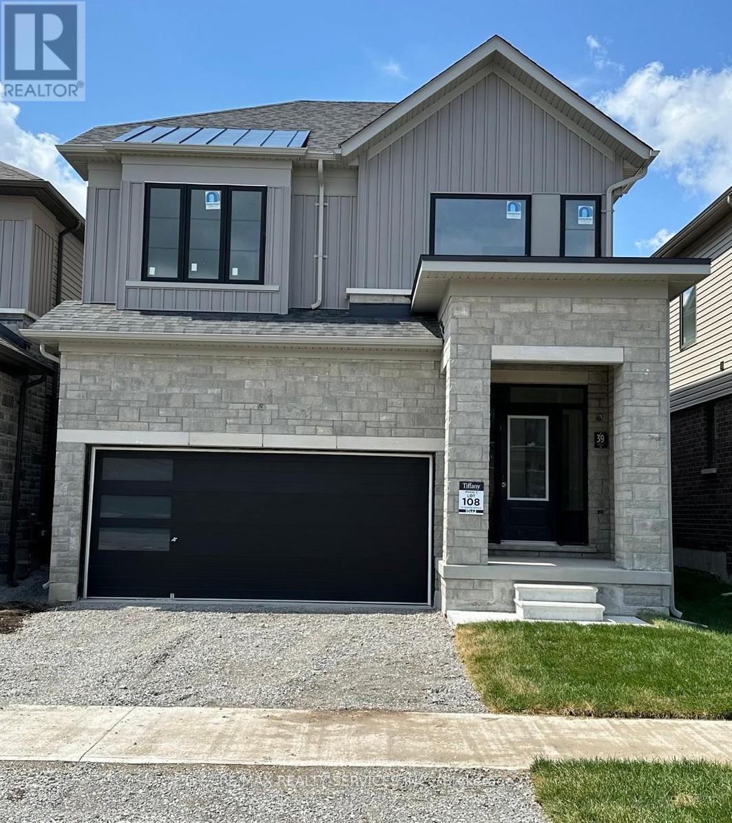 39 Prudhoe Terrace, Barrie, Ontario  L9J 0W2 - Photo 1 - S13084850