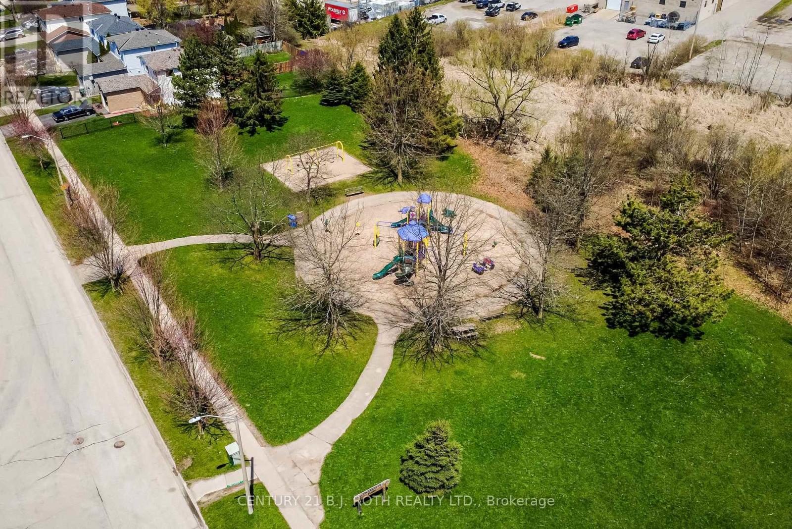 55 Moon Drive, Barrie (Ardagh), Ontario  L4N 7G8 - Photo 7 - S13084858