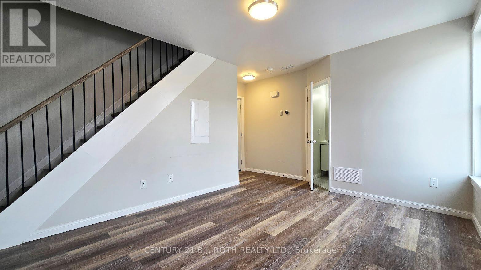 4 - 44 Front Street S, Orillia, Ontario  L3V 4S3 - Photo 4 - S13084936