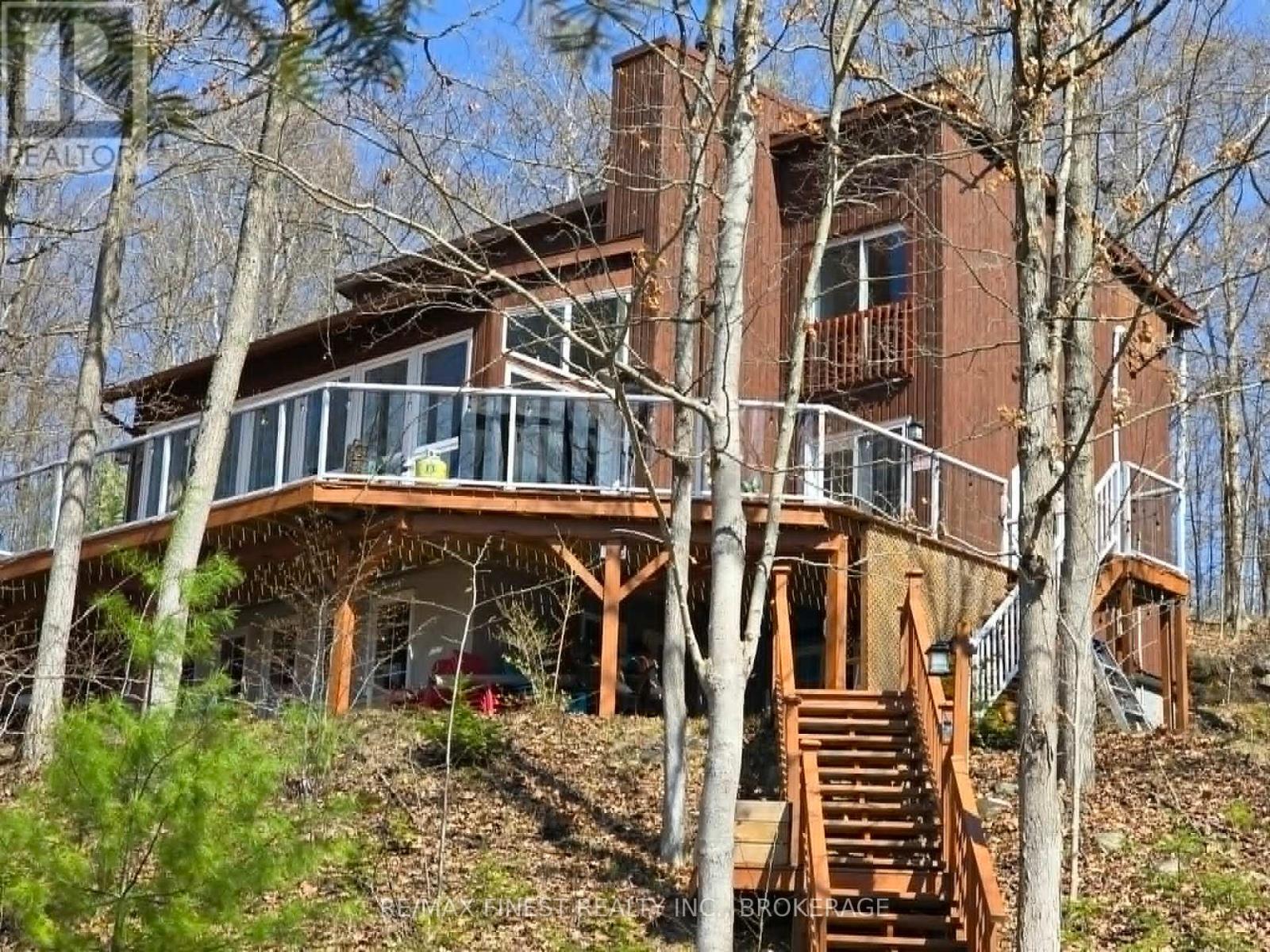1066 Mountvale Point Road, Frontenac, Ontario  K0H 2P0 - Photo 46 - X12970374