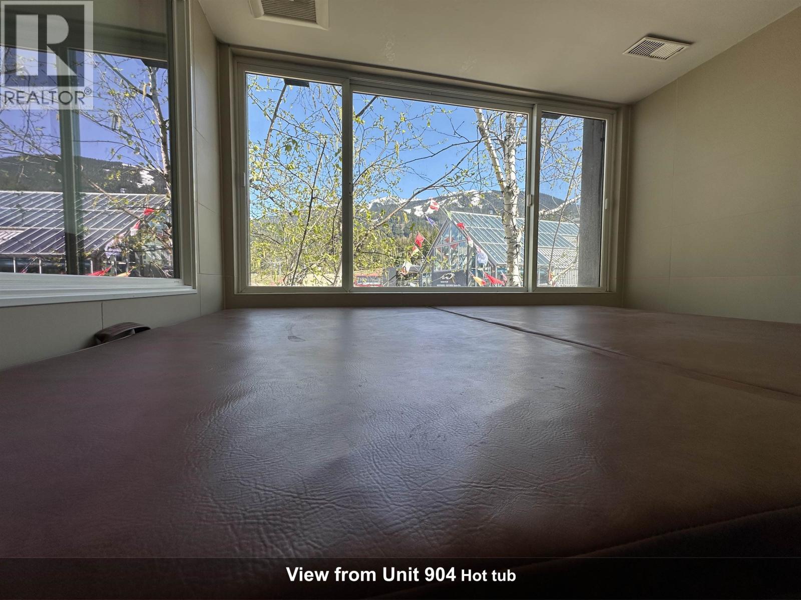 904wk15 4293 Mountain Square, Whistler, British Columbia  V8E 1B8 - Photo 17 - R3118495