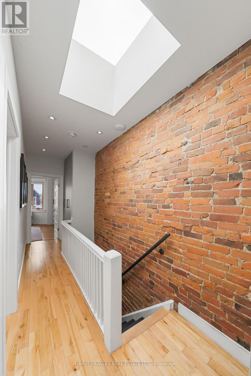 208 Emerson Avenue, Toronto, Ontario  M6H 3T6 - Photo 19 - W13084800