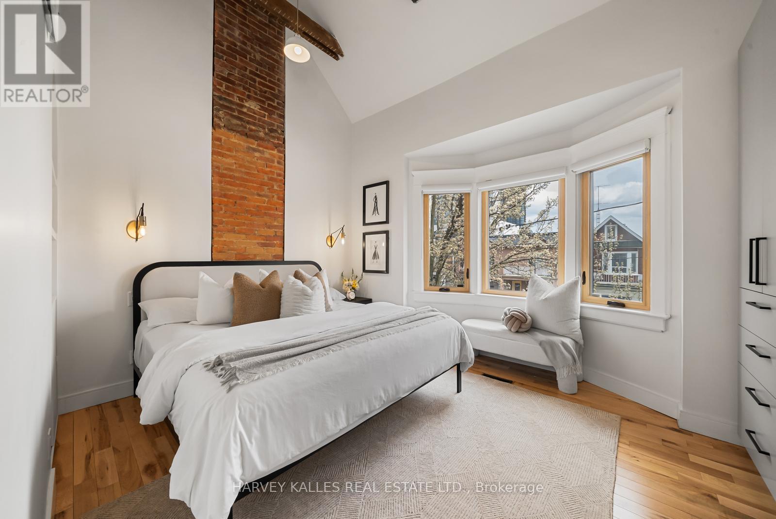 208 Emerson Avenue, Toronto, Ontario  M6H 3T6 - Photo 22 - W13084800