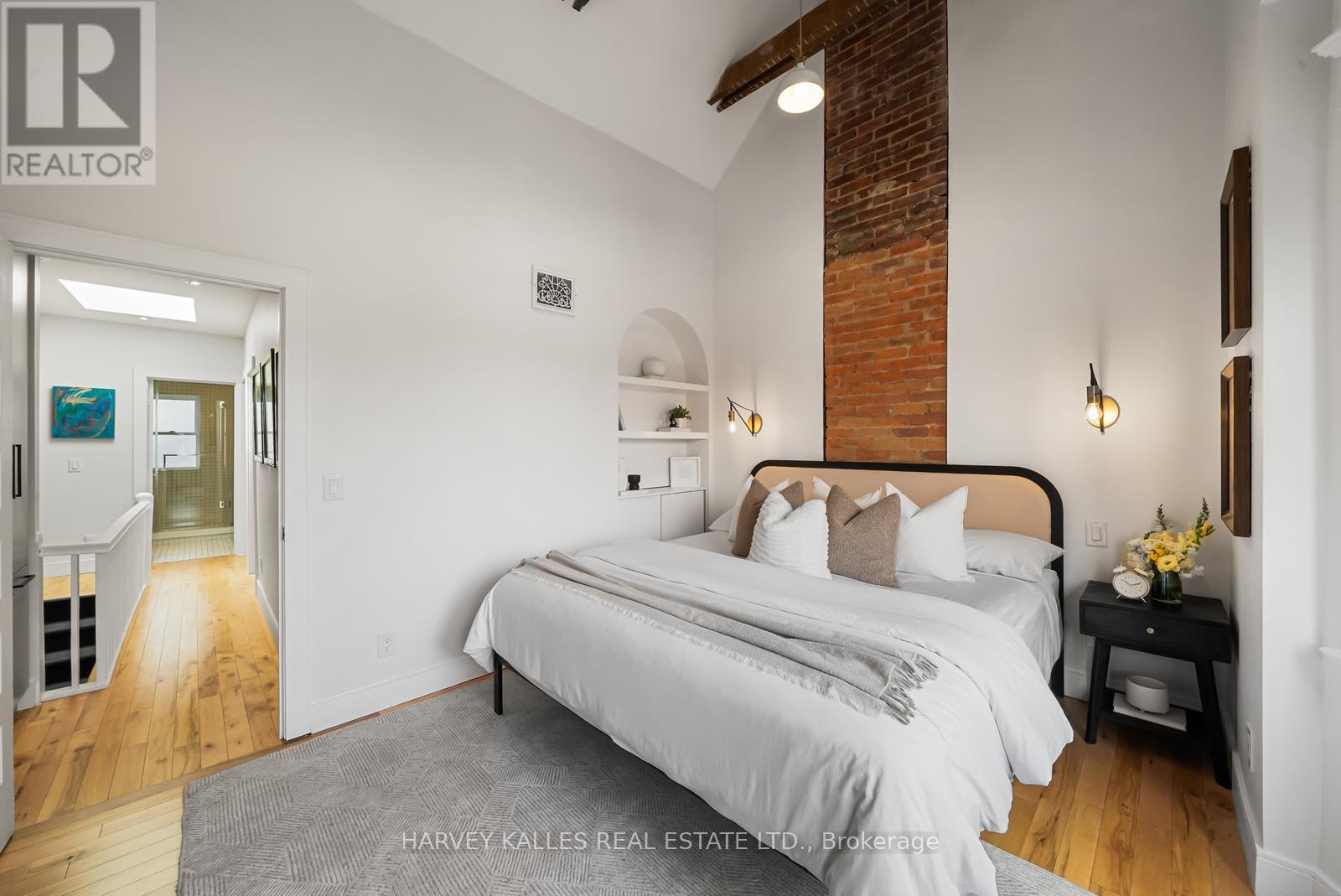 208 Emerson Avenue, Toronto, Ontario  M6H 3T6 - Photo 25 - W13084800