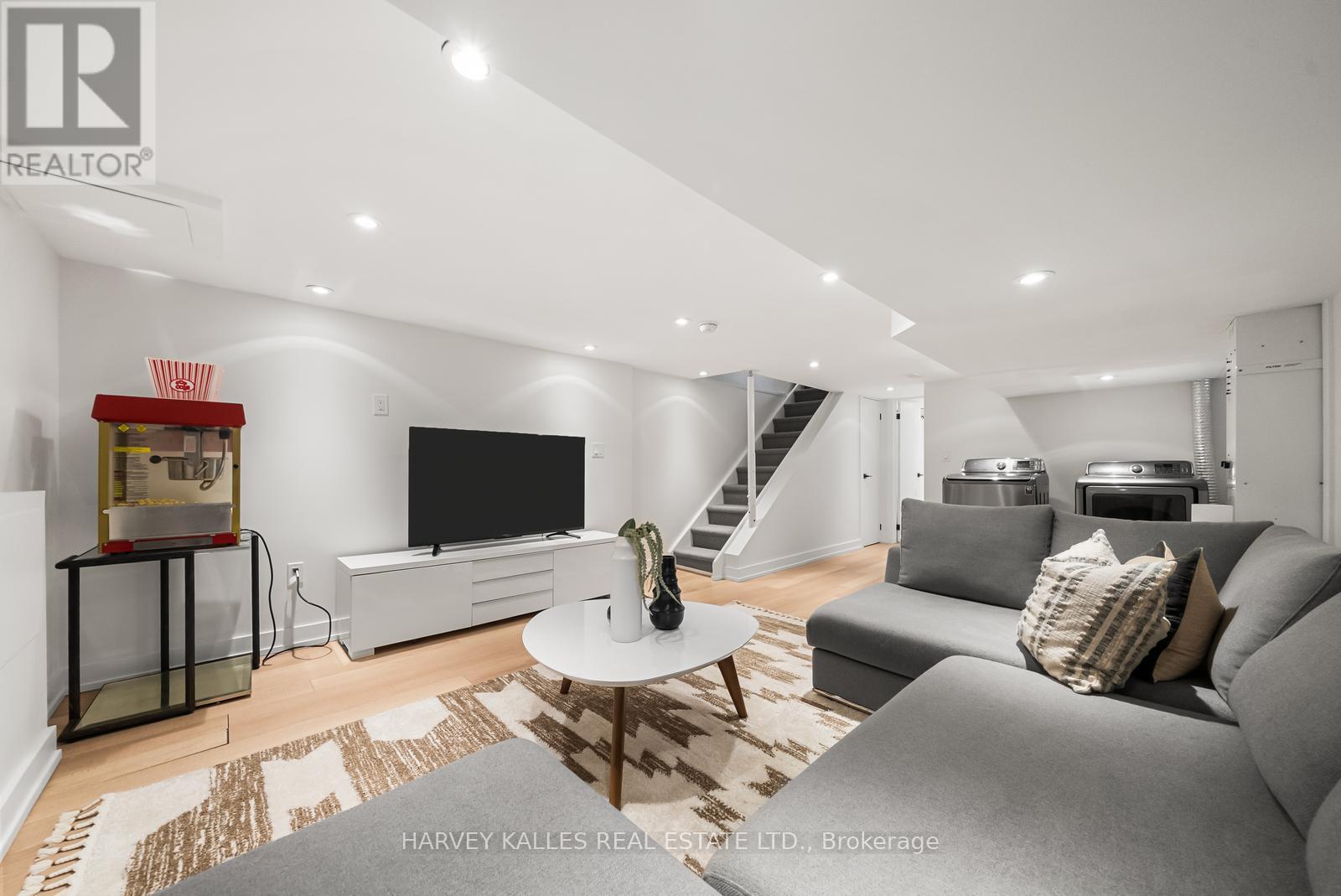 208 Emerson Avenue, Toronto, Ontario  M6H 3T6 - Photo 35 - W13084800