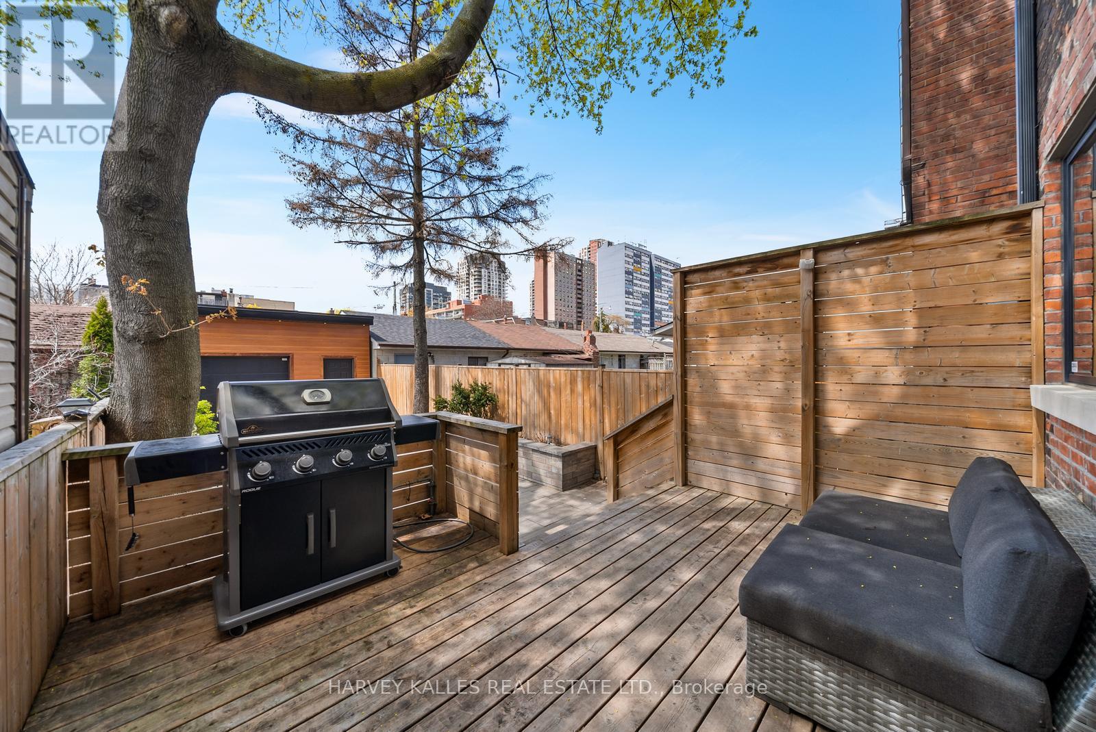 208 Emerson Avenue, Toronto, Ontario  M6H 3T6 - Photo 41 - W13084800
