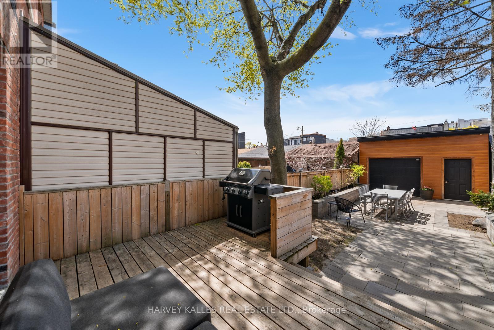 208 Emerson Avenue, Toronto, Ontario  M6H 3T6 - Photo 42 - W13084800