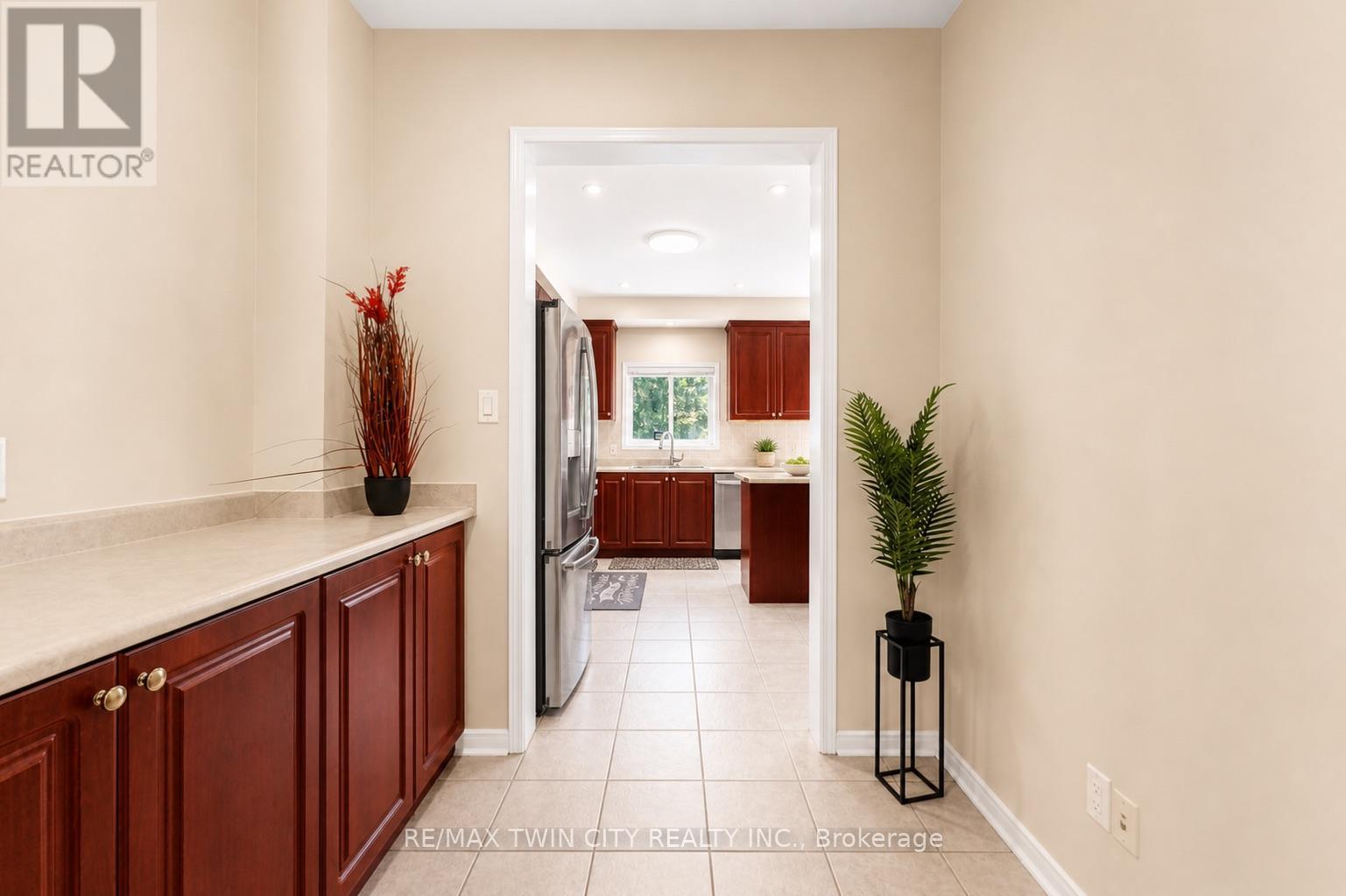 6 Canarygrass Drive, Brampton, Ontario  L6R 3C4 - Photo 13 - W13084804