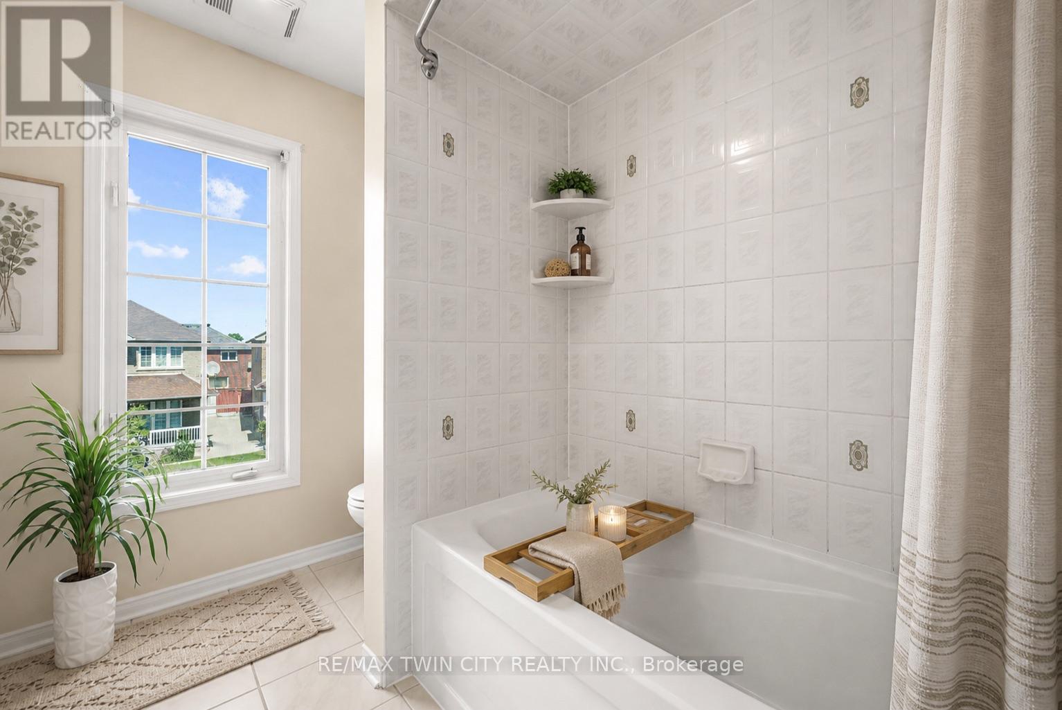 6 Canarygrass Drive, Brampton, Ontario  L6R 3C4 - Photo 25 - W13084804
