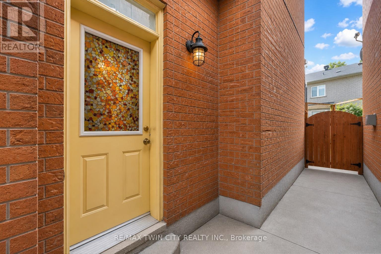 6 Canarygrass Drive, Brampton, Ontario  L6R 3C4 - Photo 36 - W13084804