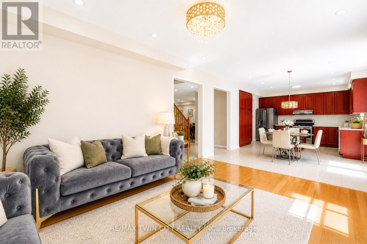 6 Canarygrass Drive, Brampton, Ontario  L6R 3C4 - Photo 7 - W13084804