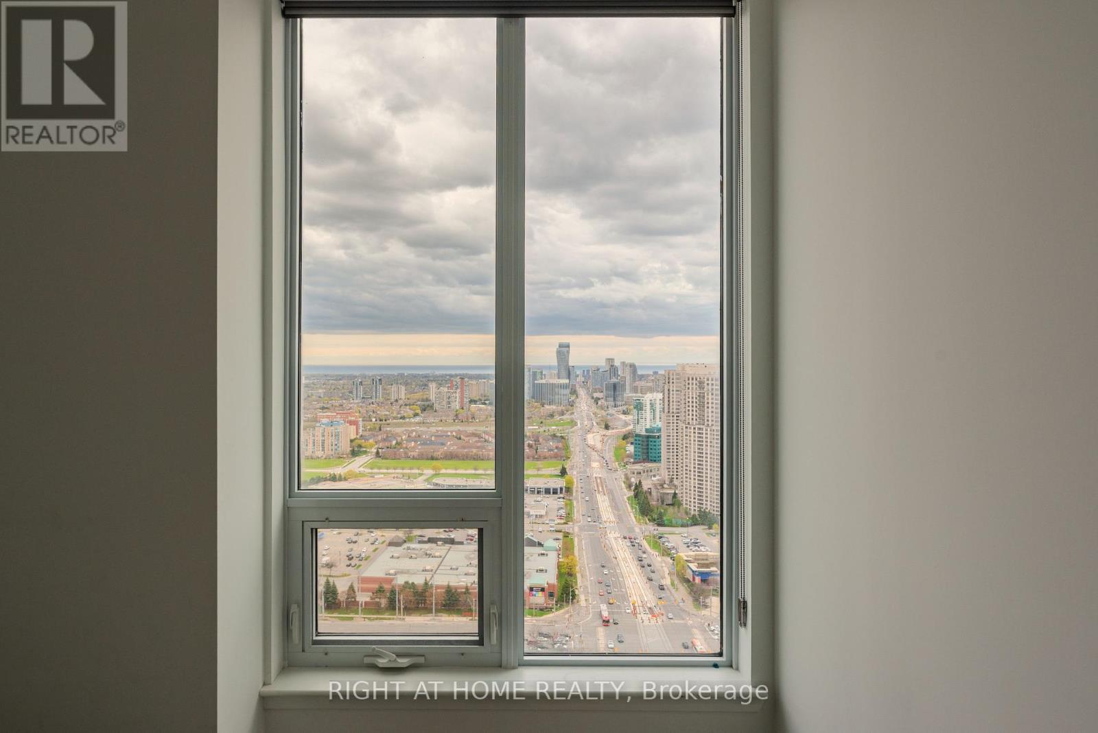 Ph3 - 5105 Hurontario Street, Mississauga, Ontario  L4Z 0C9 - Photo 14 - W13084996