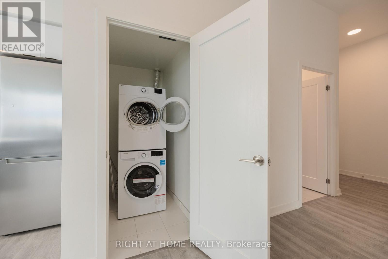 Ph3 - 5105 Hurontario Street, Mississauga, Ontario  L4Z 0C9 - Photo 25 - W13084996