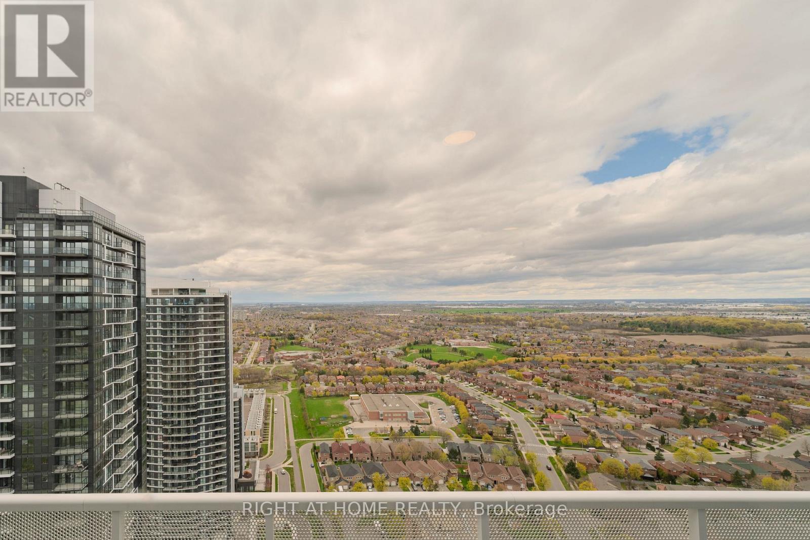 Ph3 - 5105 Hurontario Street, Mississauga, Ontario  L4Z 0C9 - Photo 33 - W13084996