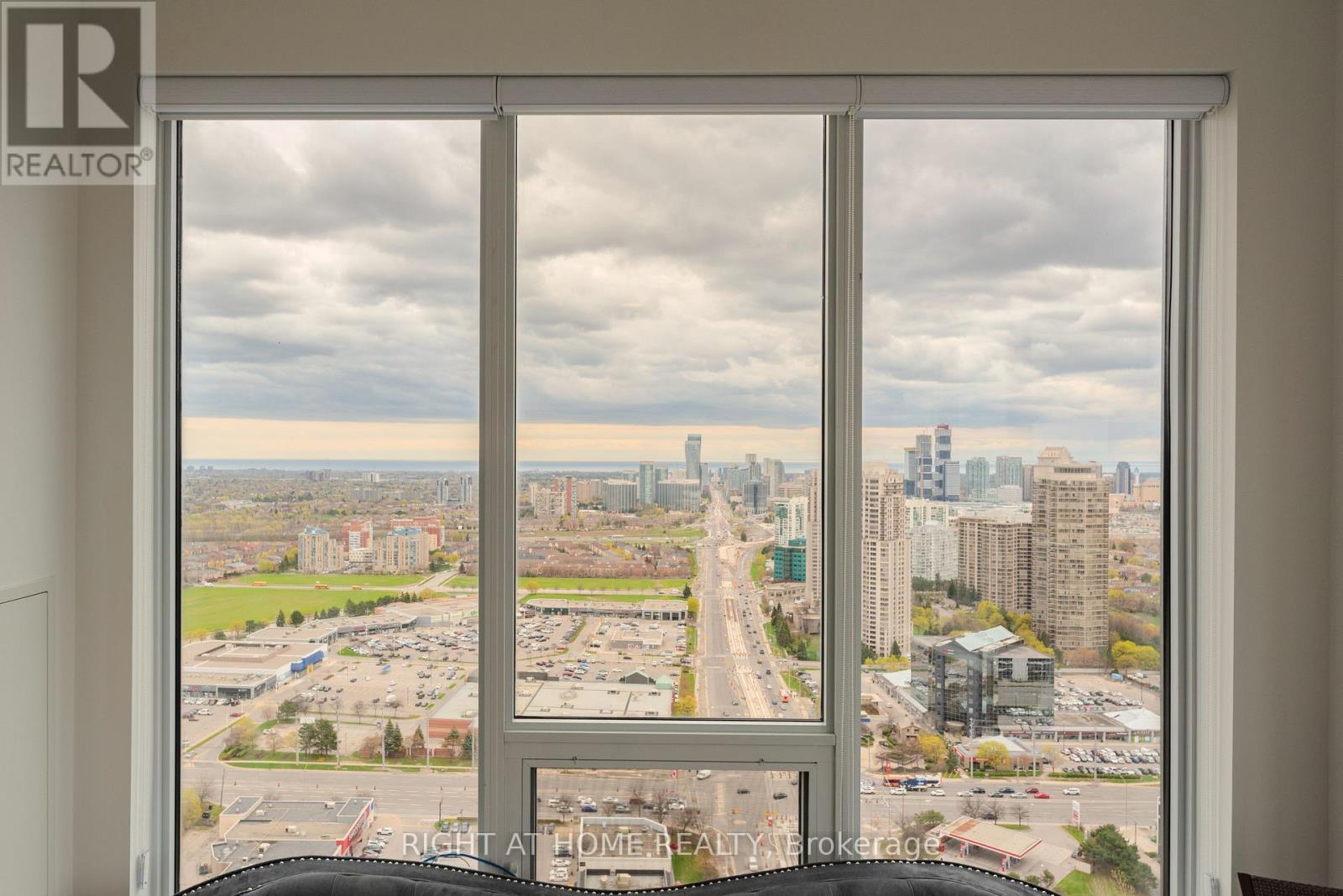 Ph3 - 5105 Hurontario Street, Mississauga, Ontario  L4Z 0C9 - Photo 34 - W13084996