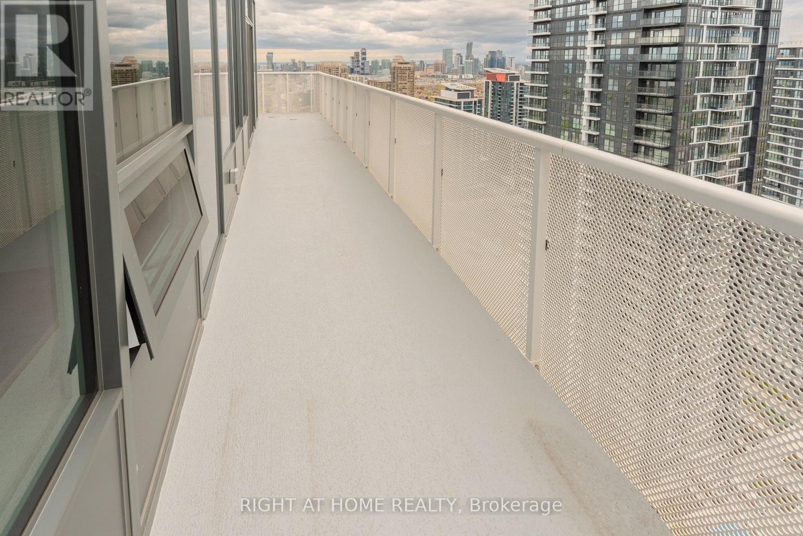 Ph3 - 5105 Hurontario Street, Mississauga, Ontario  L4Z 0C9 - Photo 38 - W13084996