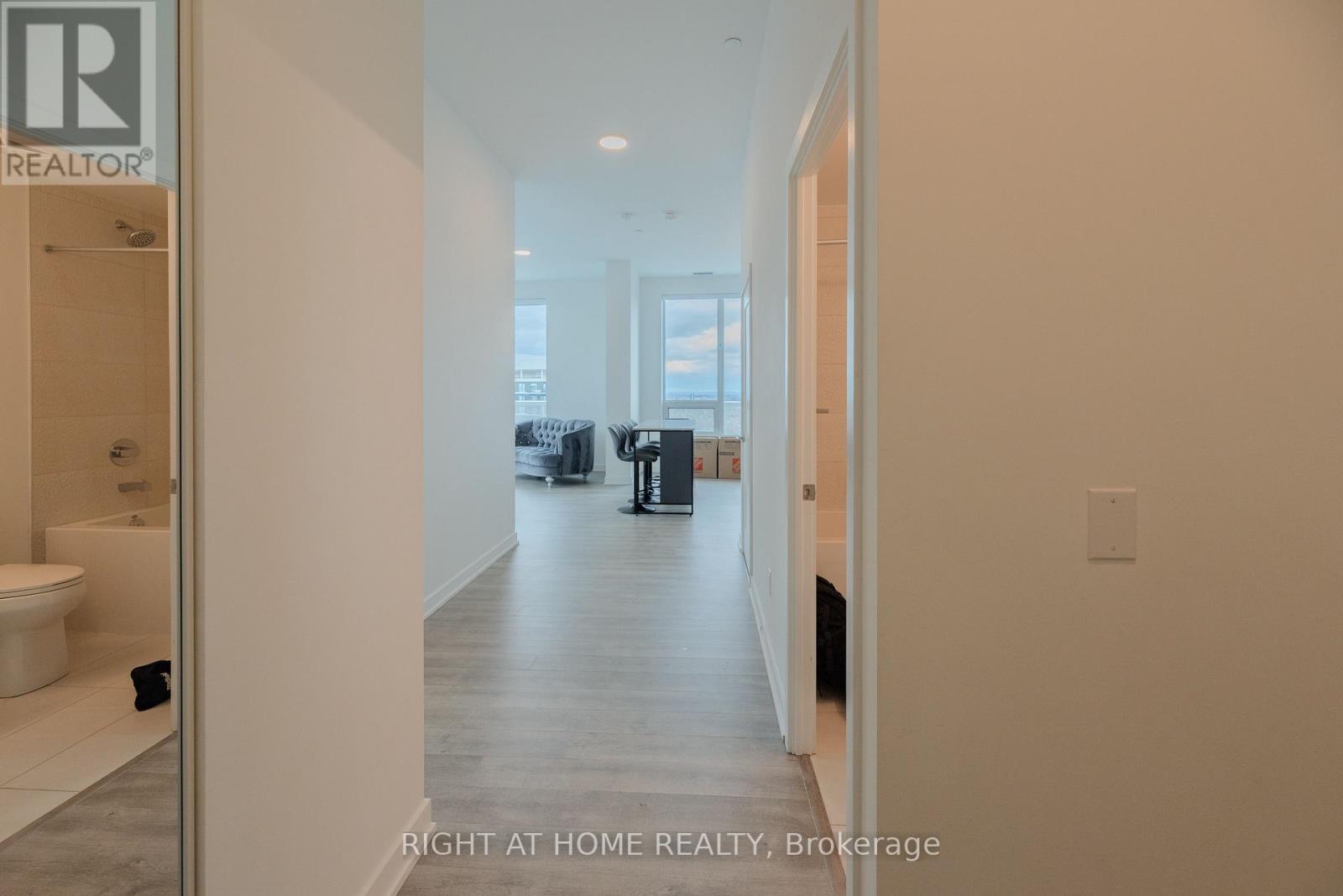 Ph3 - 5105 Hurontario Street, Mississauga, Ontario  L4Z 0C9 - Photo 7 - W13084996