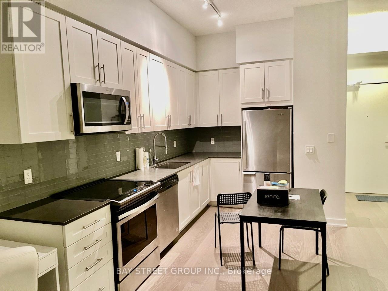416 - 4055 Parkside Village Drive, Mississauga, Ontario  L5B 0K8 - Photo 6 - W13085038