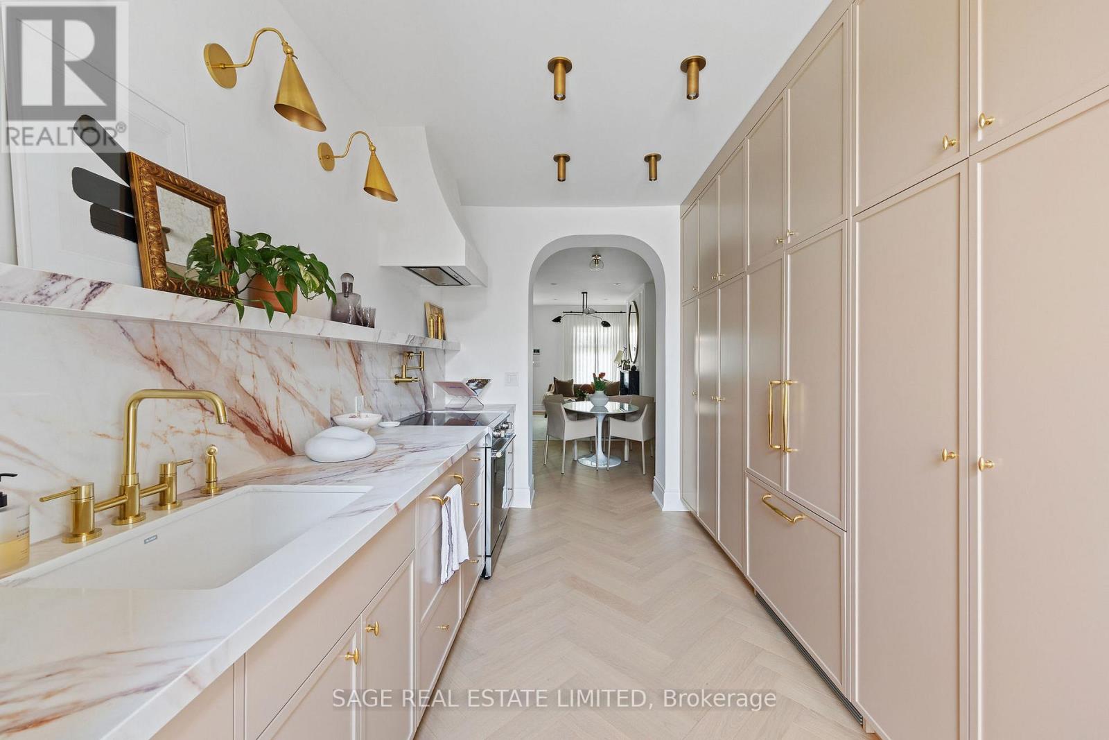 138 Lappin Avenue, Toronto, Ontario  M6H 1Y5 - Photo 12 - W13085076