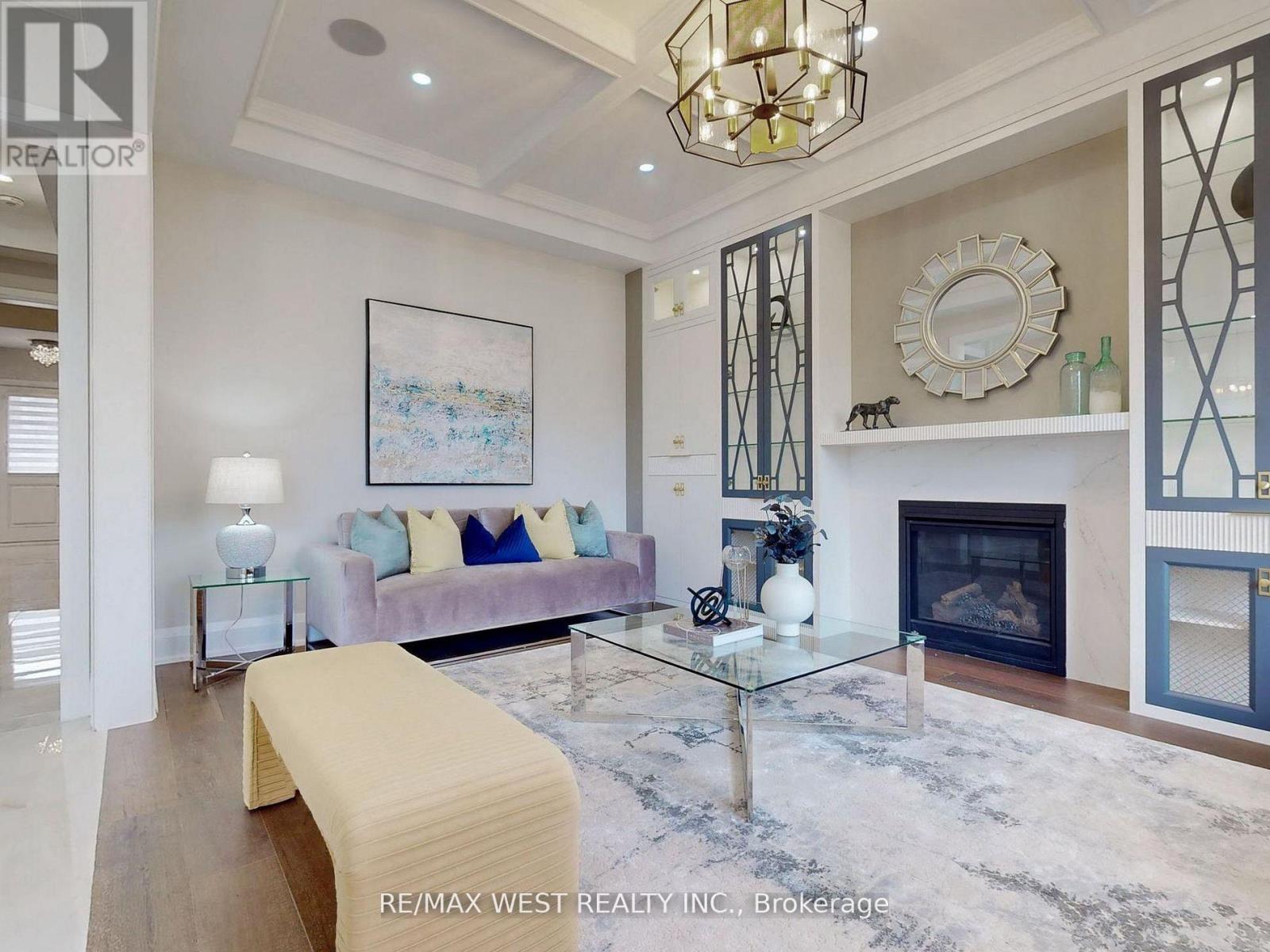5199 Symphony Court, Mississauga, Ontario  L5M 2M9 - Photo 16 - W13085080