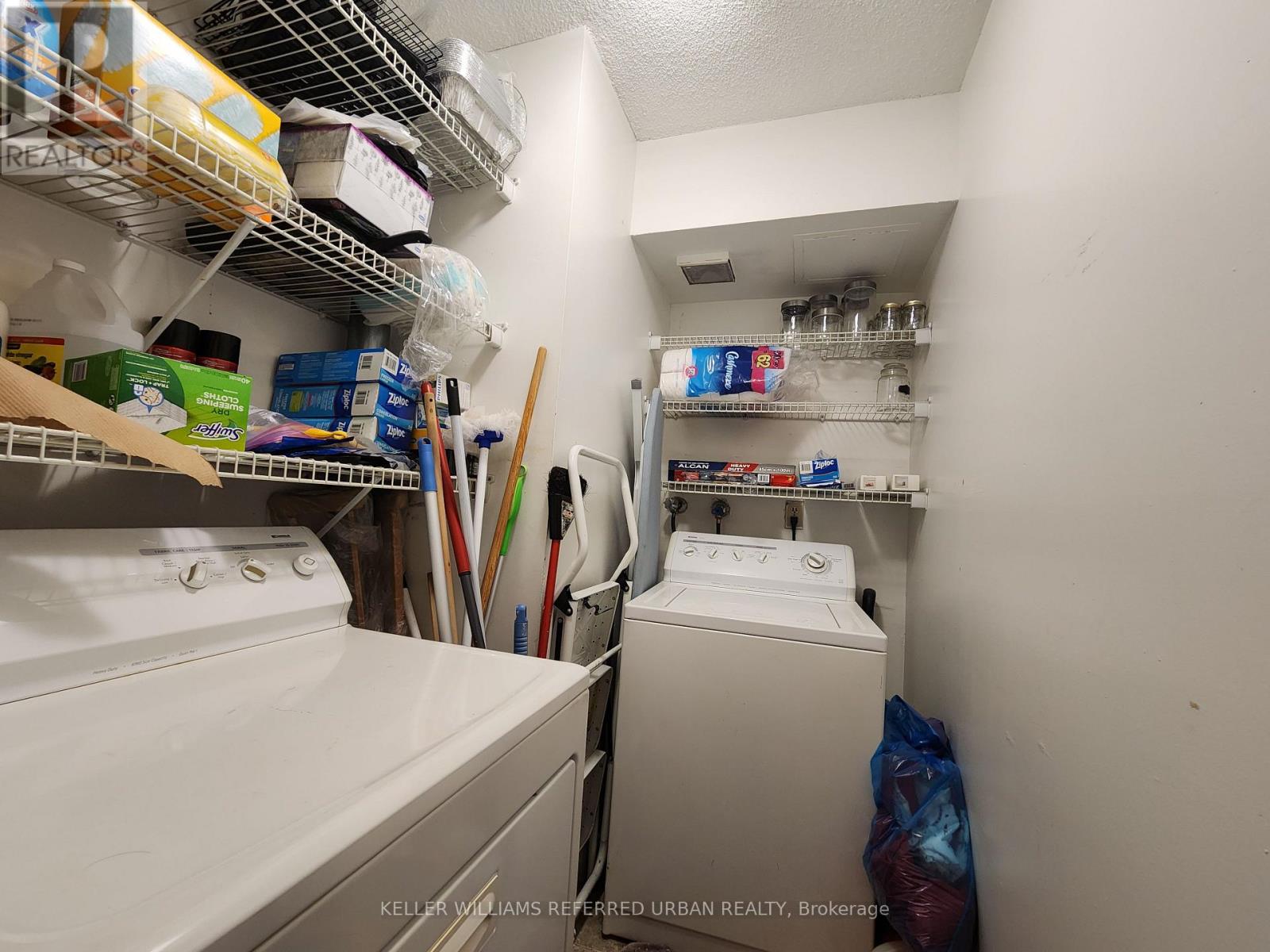 1609 - 10 Martha Eaton Way, Toronto, Ontario  M6M 5B3 - Photo 13 - W13085098