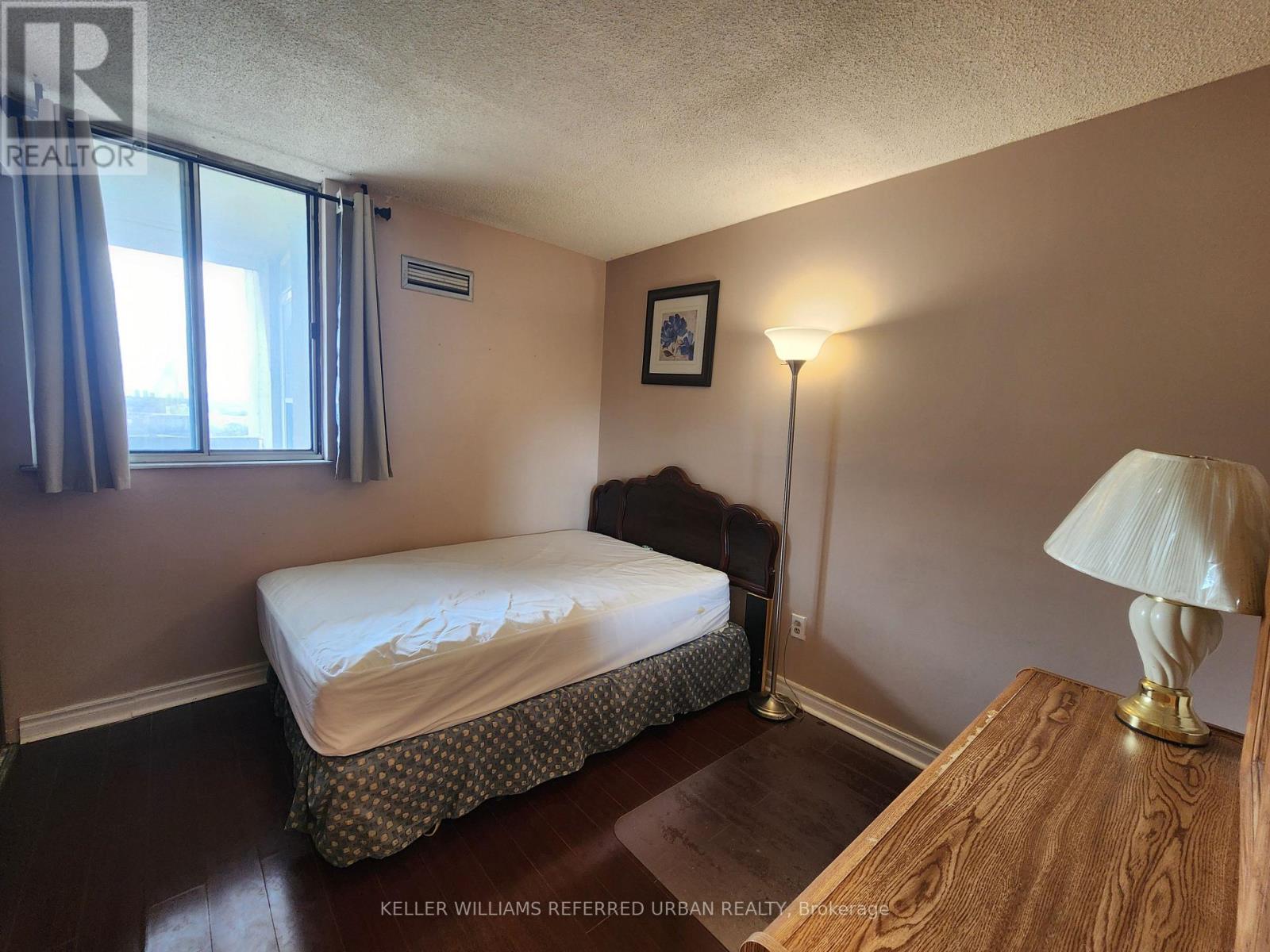 1609 - 10 Martha Eaton Way, Toronto, Ontario  M6M 5B3 - Photo 9 - W13085098