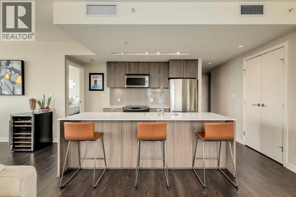 905, 626 14 Avenue SW, Calgary, Alberta  T2R 0X4 - Photo 2 - A2277160
