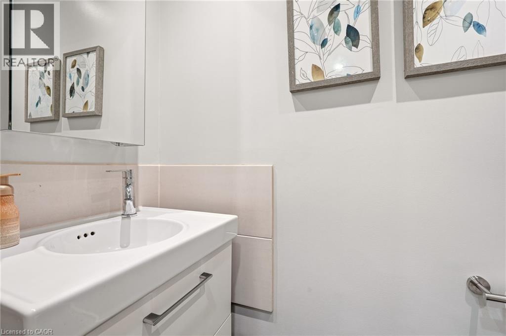 2001 Bonnymede Drive Unit# 157, Mississauga, Ontario  L5J 4H8 - Photo 15 - 40823130