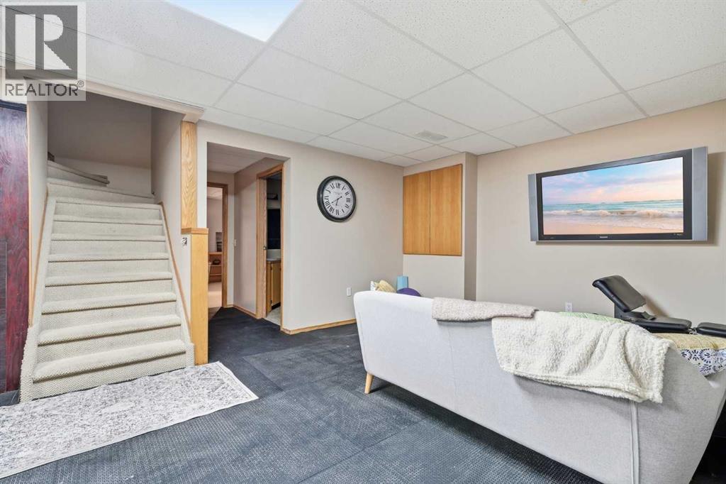 263 Coral Keys Drive Ne, Calgary, Alberta  T3J 3K5 - Photo 26 - A2288400
