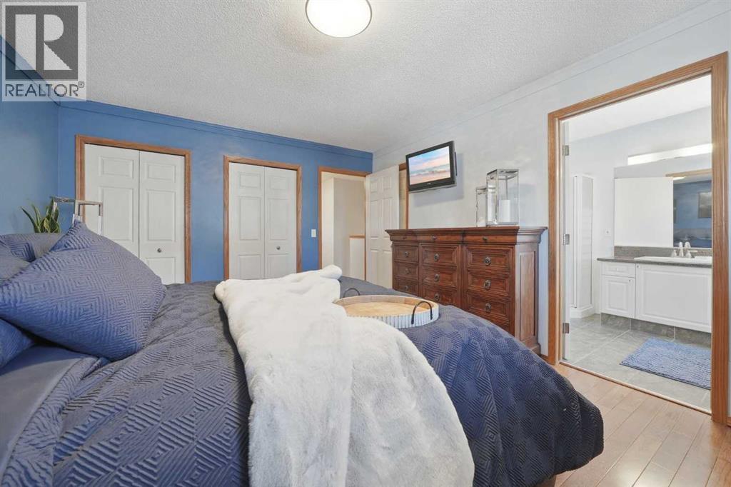 263 Coral Keys Drive Ne, Calgary, Alberta  T3J 3K5 - Photo 9 - A2288400