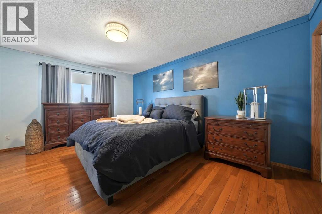 263 Coral Keys Drive Ne, Calgary, Alberta  T3J 3K5 - Photo 10 - A2288400