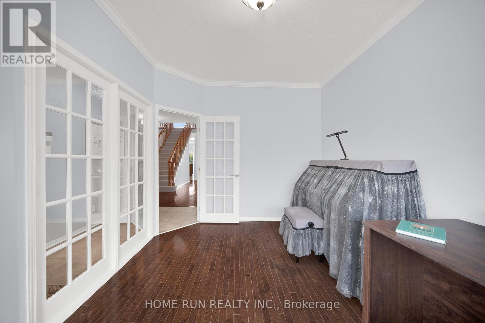13 Colindale Avenue, Ottawa, Ontario  K2J 4V6 - Photo 11 - X13085366
